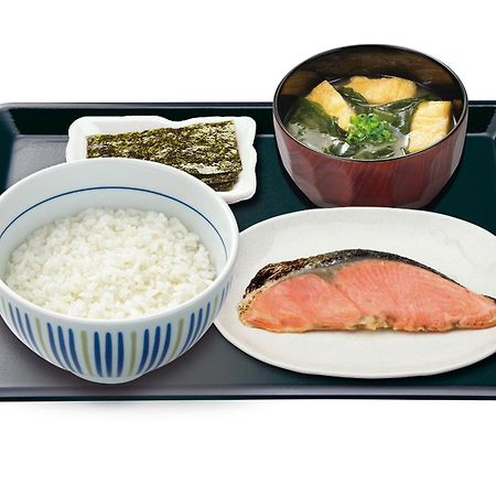 Quintessa Hotel Chiba Фунабаши Екстериор снимка